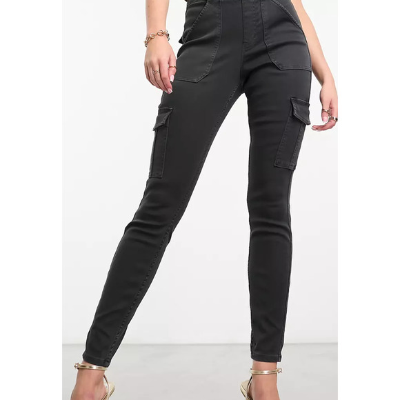 NWT Spanx Stretch Twill Ankle Cargo Pant Size XS Petite - Picture 1 of 13